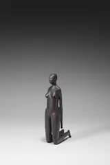 Gustav Seitz, Kleine Kniende, 1962, Bronze mit dunkelbrauner Patina