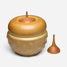 Val Cushing, Acorn Jar, c. 1985, glazed stoneware