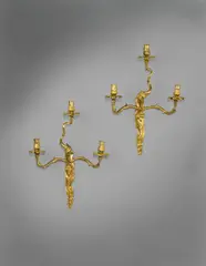 Berlin oder Potsdam, Paar Wandbranchen zu je drei Lichtern, Um 1745, Bronze, ziseliert, feuervergoldet; Eisengewinde