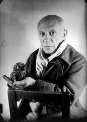 Michel Sima, Pablo Picasso et Chouette, Antibes, 1946, Späterer Silbergelatineabzug von Jean-Luc Meyssonnier