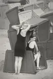 Sibylle Bergemann, Marisa und Gabriele, Sellin, 1981, Silbergelatineabzug, 1981