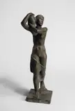 Milly Steger, Krugträgerin, 1934, Bronze mit grünschwarzer Patina. Höhe: 54 cm (21 ¼ in.)