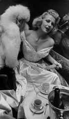 Jakob Tuggener, Blonde Frau, Grand Hotel Dolder, Zürich, 1948, Vintage oder früher Silbergelatineabzug