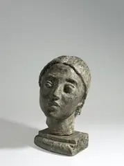 Portrait Meera by Heinrich Kirchner, 1957, Bronze mit graugrüner Patina, auf Steinsockel montiert, sold Dec 2017