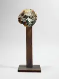 Magdalena Abakanowicz, Magdope, 1986, Bronze mit farblich differenzierter Patina, auf separat gegossenem Sockel montiert
