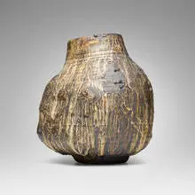 Adam Silverman, Vase, 2017, glazed stoneware