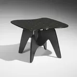 Isamu Noguchi, Chess table, model IN-61