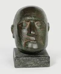 Dr. Br. by Gustav Seitz, 1957, Bronze mit braungrüner Patina, auf Steinsockel montiert. Höhe (ohne Sockel): 19 cm (7 ½ in.), sold Nov 2013