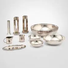 Richard Meier, Collection of holloware, c. 1980, silver-plated metal