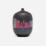 Toshiko Takaezu, Bottle