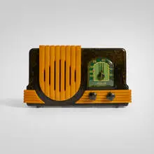 Ltd. Addison Industries, Waterfall radio, model 2B, c. 1940, Catalin, Bakelite