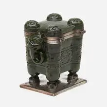 Edward I. Farmer, Chinoiserie inkwell, c. 1930, Chinese spinach green jade, sterling silver