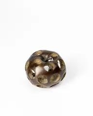 Alicja Kwade, Malus Fularum, 2019, Bronze mit brauner Patina