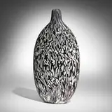 Massimo Micheluzzi, Vase