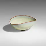 Gertrud and Otto Natzler, Oval bowl, 1954, earthenware with Gray Opal glaze
