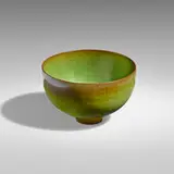 Gertrud and Otto Natzler, Bowl, 1963, earthenware with Vert de Lune, bright green glaze