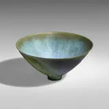 Gertrud and Otto Natzler, Conical bowl with base, 1962, earthenware with Mariposa Reduction Fired glaze with melt-fissures