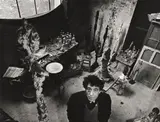 Alberto Giacometti dans son atelier by Robert Doisneau, 1957, Späterer Silbergelatineabzug, sold Nov 2010