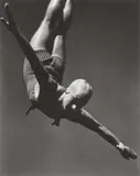 Die Siegerin im Turmspringen Dorothy Pointon-Hill, USA by Leni Riefenstahl, 1936, Späterer Silbergelatineabzug, sold Nov 2007