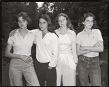 Nicholas Nixon, The Brown Sisters. „Heather Brown McCann, Mimi Brown, Bebe Brown Nixon, Laurie Brown, New Canaan, Connecticut