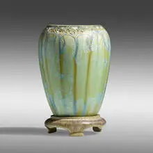 Adelaide Robineau, Exceptional seaweed vase with stand, c. 1910, crystalline-glazed porcelain with excised decoration