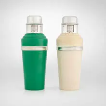 Wilson & Gill, Master Incolor cocktail shakers, pair, c. 1935, Catalin, chrome-plated metal