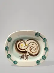Chouette by Pablo Picasso, 1948, Ovale Platte, weißer Ton mit Oxidbemalung, glasiert, sold Dec 2017