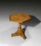 Berliner Tischlermeister, Diverse einheimische Hölzer, 62,5 cm; Ø 68,5 cm (24 ⅝ in.; Ø 27 in.)