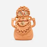 Joel Gaitan, Besos de sueño, 2022, terracotta, gold luster, jade