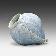 Steven Young Lee, Jar with Scroll Pattern, 2017, porcelain, cobalt pigment, glazed