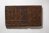 Burgundisch, Paneel mit dem Wappen Herzog Philipps III., genannt „der Gute“ , von Burgund (1396 - 1467). Um 1450/60, Eichenholz, geschnitzt