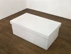 Jason Rhoades, Marble Box“ / „Xerox Book“. 2000 bzw, 1999, Marmor, 2-teilig / Buch
