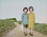 Loretta Lux, The Walk, 2004, Cibachrome-Abzug