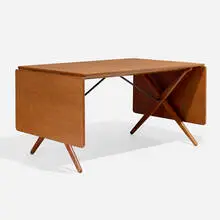 Hans J. Wegner, Drop-leaf dining table, c. 1960, teak, oak, brass