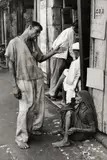 India, Gujarat, Ahmedabad by Henri Cartier-Bresson, 1966, Vintage. Silbergelatineabzug, sold May 2013