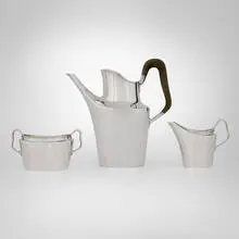 Coffee service, model 464 by Karl Gustav Hansen, 1960, sterling silver, horn, sold Nov 2024