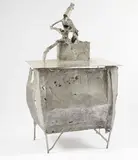 Paolo Fabiani, Pulcinella che suona la chitarra, 1997, Scultura in alluminio