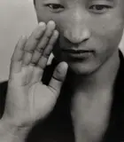 Sheila Rock, Singing Mudra, 2002, Silbergelatineabzug, 2008
