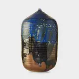 Untitled form by Toshiko Takaezu, sold Sep 2019
