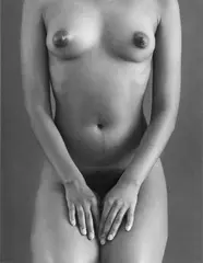 Dark Torso by Ruth Bernhard, 1971, Vintage. Silbergelatineabzug, sold May 2008