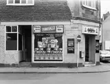 Leverkusen-Wiesdorf, Schulstrasse“, aus der Serie „Trinkhallen“, 1977–1984 by Tata Ronkholz, 1979, Vintage oder früher Silbergelatineabzug. Agfa-Papier, sold May 2017