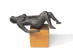Gustav Seitz, Erster Entwurf zur großen Danae, 1967, Bronze mit schwarzgrüner Patina
