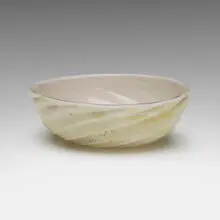 attribution Flavio Poli, Bowl, c. 1936, Incamiciato glass with gold leaf