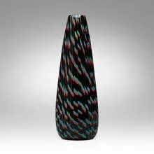James Carpenter, Calabash vase, 1980 / 2001, alternating opaque glass tesserae
