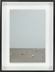 Alicja Kwade, 9,81 m/s², 2011, C-Print auf Alu Dibond, in Galerierahmen