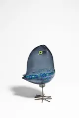 Pulcino by Alessandro Pianon, Um 1962, Muranoglas, mundgeblasen, auf Kupferfüßen. Höhe: 26 cm (10 ¼ in.), sold Aug 2021