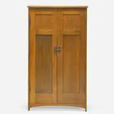 Gustav Stickley, Child's wardrobe (No. 920)