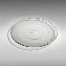 Sargasso plate by Kaj Franck, c. 1960, glass, sold Jun 2024