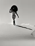 Hannes Kilian, Spanien, in den Dünen von Alicante, 1965, Späterer Silbergelatineabzug