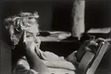 Marilyn Monroe, „New York City by Elliott Erwitt, 1956, Späterer Silbergelatineabzug, sold Jun 2023